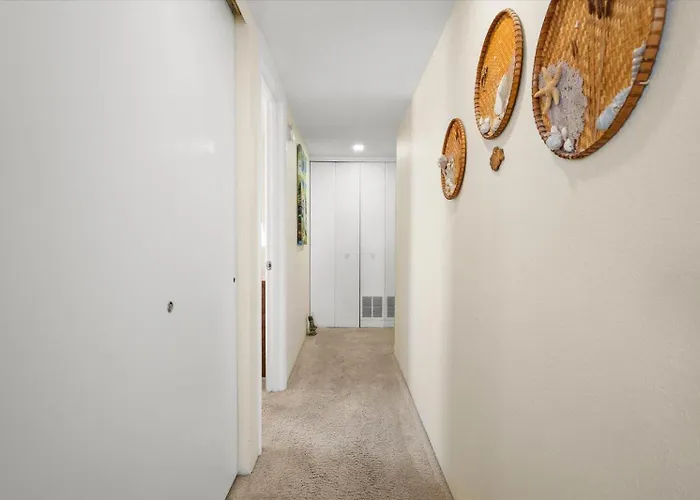 Atlantic Breeze 3 Bedroom Ocean Front With Outdoor Pool!