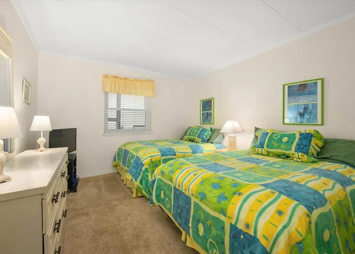 Atlantic Breeze 3 Bedroom Ocean Front With Outdoor Pool! *