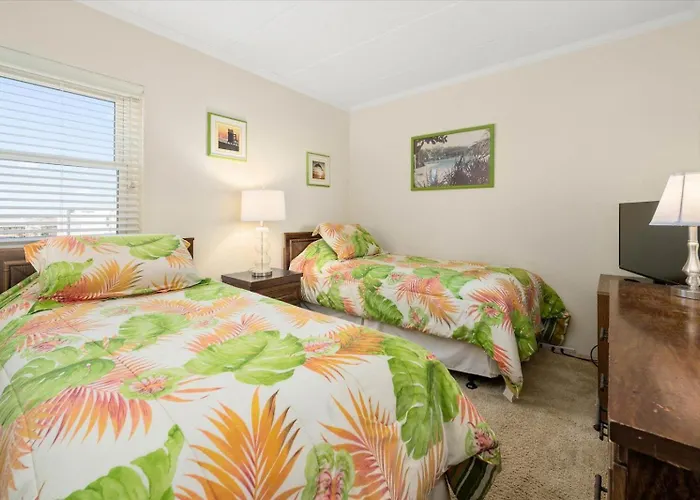 Holiday home Atlantic Breeze 3 Bedroom Ocean Front With Outdoor Pool! *
