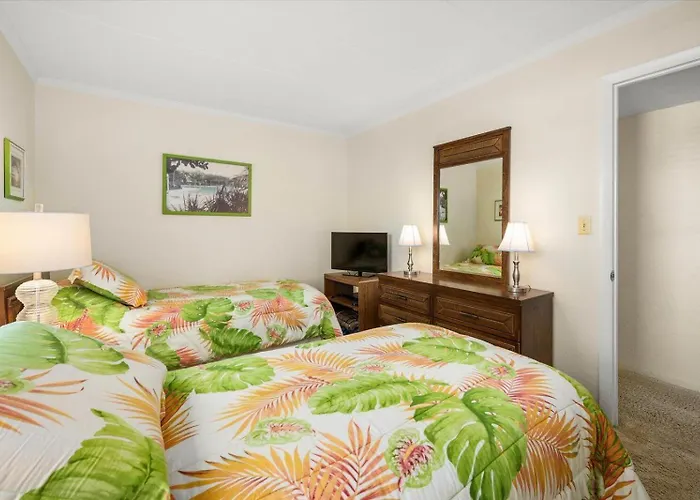 Atlantic Breeze 3 Bedroom Ocean Front With Outdoor Pool! Holiday home