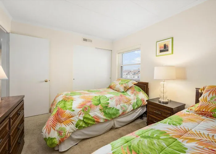 Atlantic Breeze 3 Bedroom Ocean Front With Outdoor Pool! Holiday home